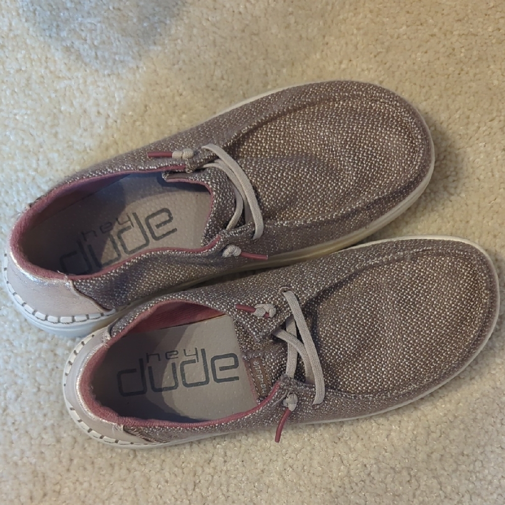 Hey Dude Textured Brown and Pink Slip-Ons